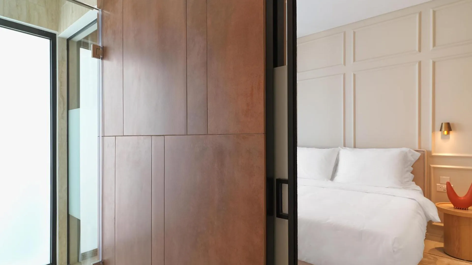 Aparthotel Liv Mackenzie Beach Suites Larnaca Adults Only